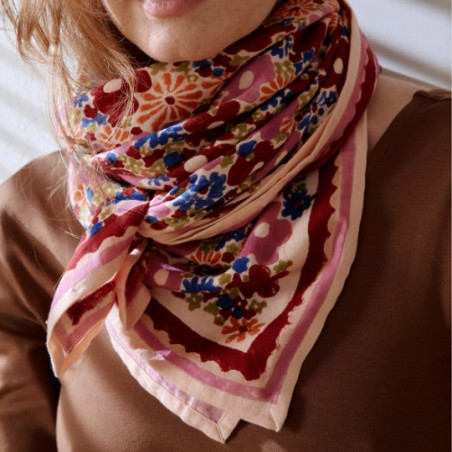 Foulard, APACHES