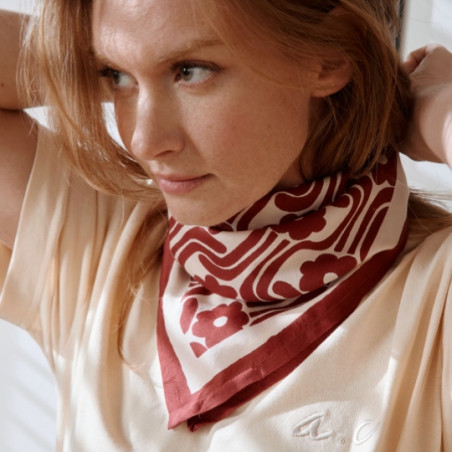 Foulard, APACHES