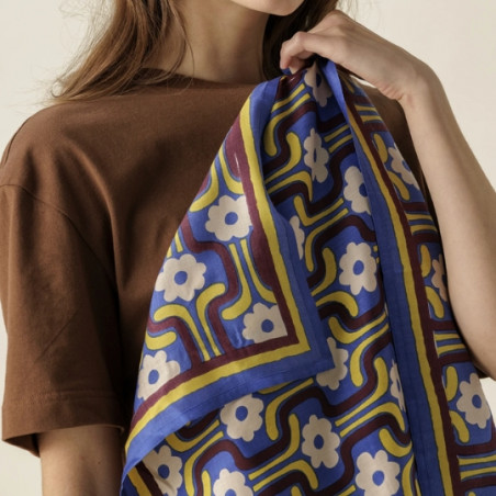 Foulard, APACHES