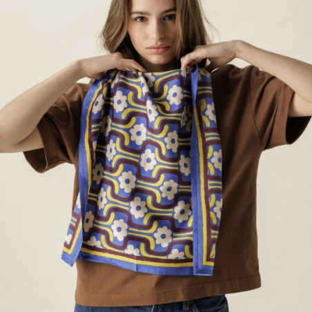 Foulard, APACHES