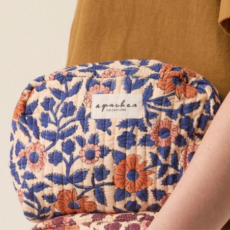 Trousse de toilette, APACHES