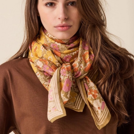 Foulard, APACHES