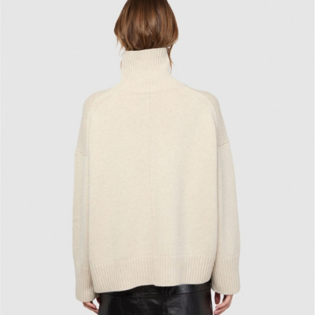 Pull, Soeur