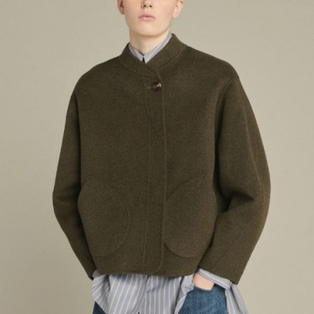 Veste, Soeur