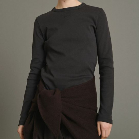 T-shirt, Soeur
