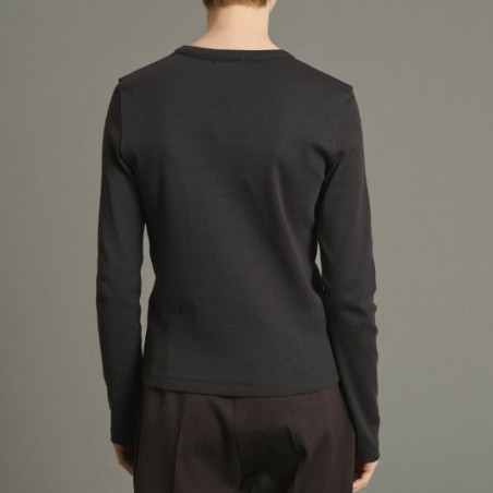 T-shirt, Soeur