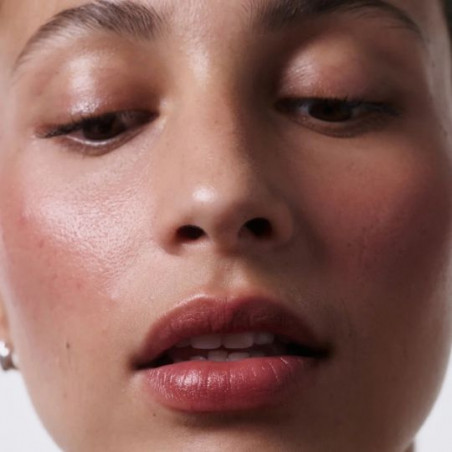 Maquillage, AIME