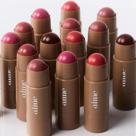 Maquillage, AIME